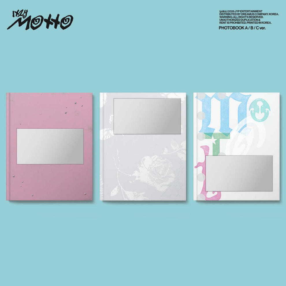 ITZY - [MOTTO] PHOTOBOOK VER. (3 VERSIONS) RANDOM