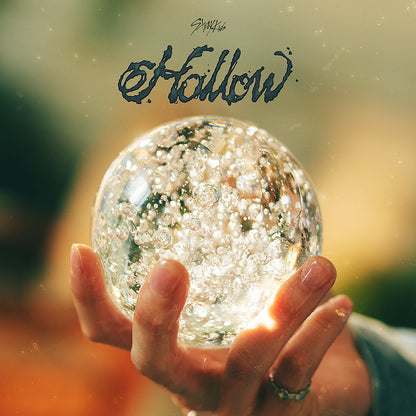STRAY KIDS - JAPAN 3RD MINI ALBUM [HOLLOW]