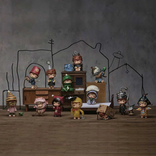 Hirono Echo Series Figures