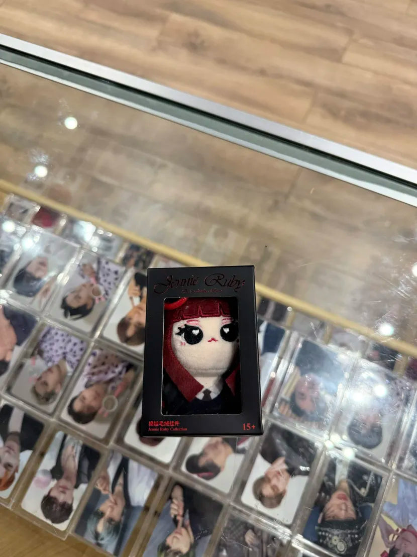 JENNIE X MINISO 10CM DOLL