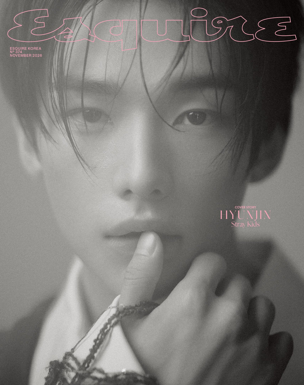 [PRE-ORDER] ESQUIRE 2026.11 (COVER: STRAY KIDS HYUNJIN) (3 VERSIONS)